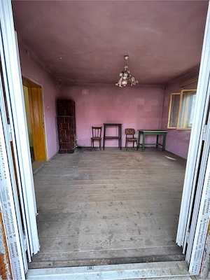 Vand casa cu 4 camere - imagine 9