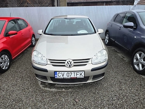 Volkswagen Golf 1,6 benzina , 102 CP - imagine 3