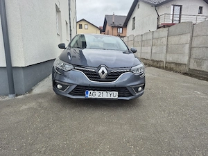 megan 4  hachtback, scaune incalzite ,  fara ad blue ! ÎNMATRICULATĂ  !