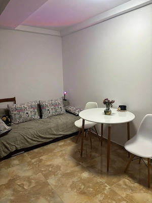 Închiriez apartament 2 camere zona Gorjului Uverturii