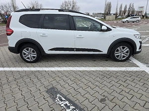 Dacia Jogger 1.0  110 CP - imagine 10