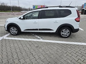 Dacia Jogger 1.0  110 CP - imagine 8