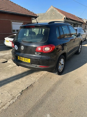 Dezmembrez Vw Tiguan 2.0 tdi 2011 - imagine 4