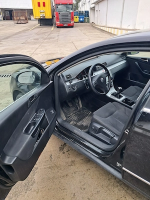 Volkswagen Passat B6 1.9TDI BXE  - imagine 3