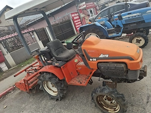 kubota 4x4 cu freza si plug stare foarte bună 