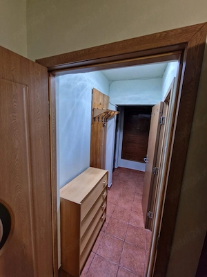 Inchiriez apartament 3 camere - imagine 2