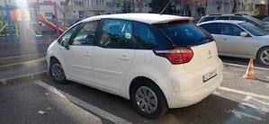 Vând Citroen C4 Picasso diesel1,6 euro 5 an 2013,6viteze  - imagine 3