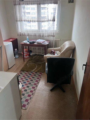 inchiriez apartament 3 camere 