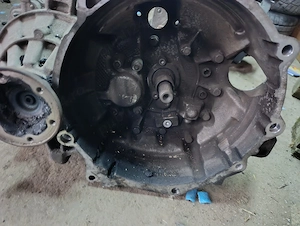 Cutie viteze Volkswagen 1,9TDI 5 trepte. - imagine 2