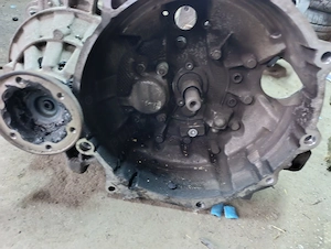 Cutie viteze Volkswagen 1,9TDI 5 trepte.