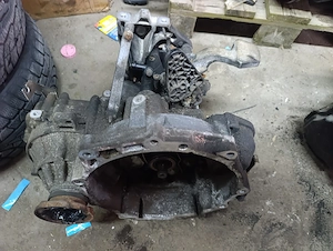 Cutie viteze Volkswagen Golf 5 1,4TSI