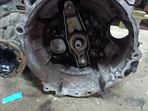 Cutie viteze Volkswagen Golf 5 1,4TSI - imagine 2