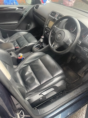 Dezmembrez Vw Golf 6 1.6 tdi cay  - imagine 4