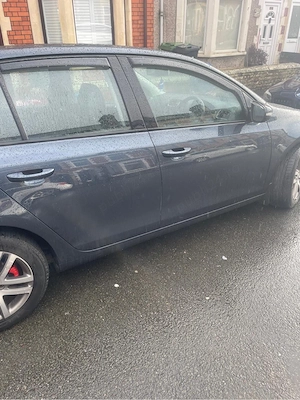 Dezmembrez Vw Golf 6 1.6 tdi cay  - imagine 2