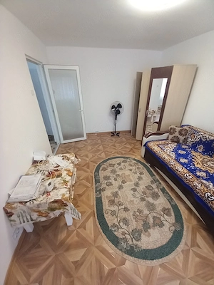 de vanzare garsonieră - imagine 4