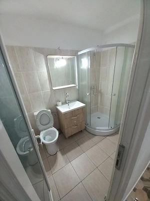 de vanzare garsonieră - imagine 2