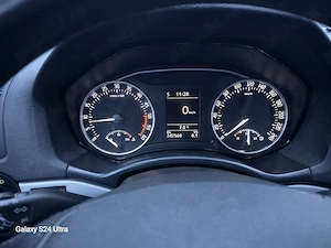 Skoda Octavia 2.0 TDI DPF Ambition - imagine 5