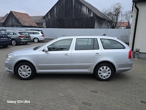 Skoda Octavia 2.0 TDI DPF Ambition - imagine 9