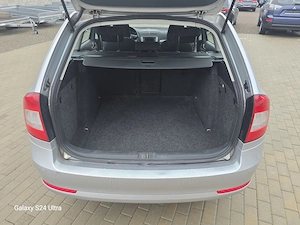 Skoda Octavia 2.0 TDI DPF Ambition - imagine 17