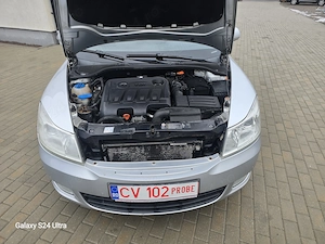 Skoda Octavia 2.0 TDI DPF Ambition - imagine 11