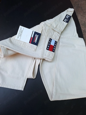 Blugi Tommy Hilfiger,  Tommy Jeans si Calvin 