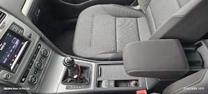 VW Golf 7 Variant Comfortline 2015 | 1.6 TDI 110CP | 177.000 km REALI | Istoric VW Olanda - imagine 3