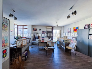 Ap. 2 camere (in prezent este folosit ca si spatiu birou) Deva, zona ultracentrala, 52 mp, et. 2.