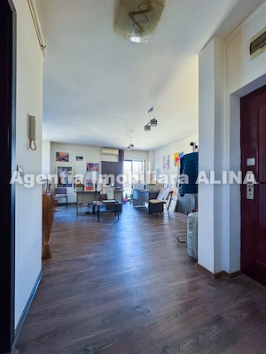 Ap. 2 camere (in prezent este folosit ca si spatiu birou) Deva, zona ultracentrala, 52 mp, et. 2. - imagine 7