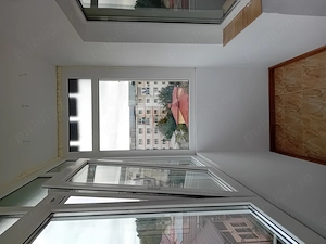 Vând apartament 2 camere in botosani strada Alexandru Donici etajul 3 apartamentul este decomandat   - imagine 5