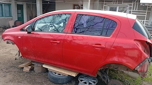 Dezmembrez Opel Corsa D 1.2 benzină - imagine 4