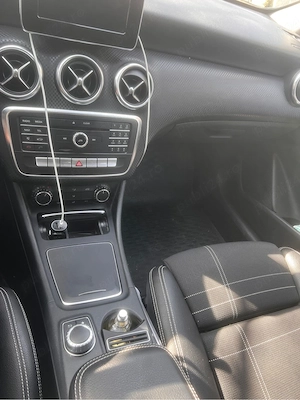 Mercedes-Benz A 180 CDI Prima Înmatriculare-2017 56800 km Putere 120 CP - imagine 3