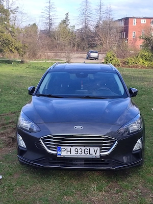 Se vinde Ford focus octombrie 2021