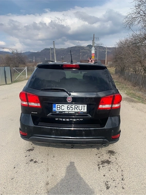 fiat freemont 4x4 2.0 170 cai 7 locuri - imagine 9