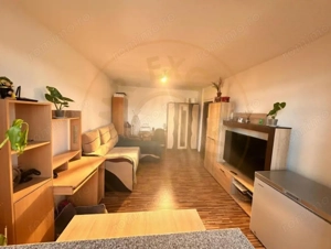 Apartament 3 camere decomandat - imagine 2