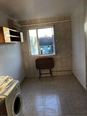 Inchiriez camera camin 