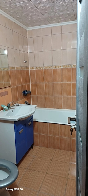 Apartament cu 2 camere spre închiriere  - imagine 3