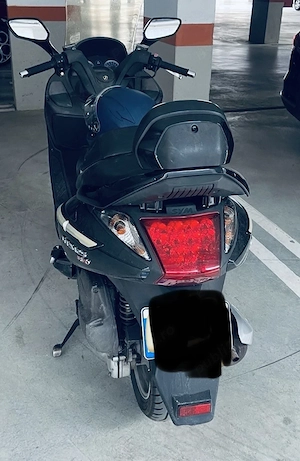 Scuter SYM 125 Se poate conduce cu B Înscris  - imagine 3