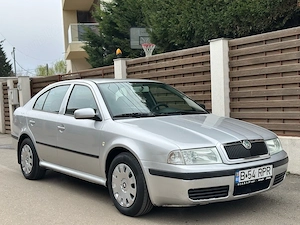 Skoda Octavia tour 1.6 benzina  140.000km 2007 Euro4 Ac Stare foarte Buna  - imagine 2
