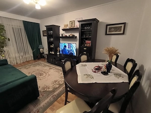 Apartament 3 camere decomandat cu doua balcoane- Campulung, Grui