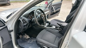 Bmw seria 1 E87 2.0D 143CP 2009 - imagine 8