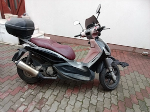 Piaggio Beverly 300 350 - imagine 4