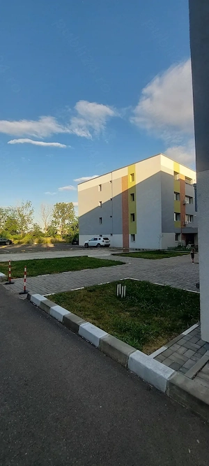 Inghiriez garsoniera - imagine 5