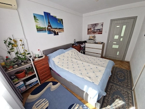 Persoana fizică vând apartament cu două camere  - imagine 2