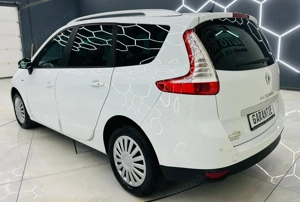 RENAULT GRAND SCENIC - imagine 3