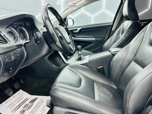 VOLVO V60 - imagine 13