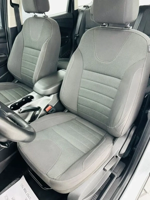 FORD KUGA - imagine 14