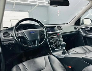 VOLVO V60 - imagine 20