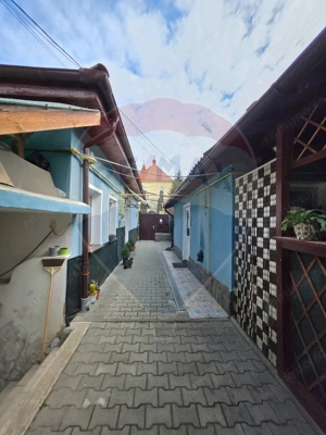 Casă cu 3 camere vis a vis de Biserrica Romano Catolica Medias - imagine 19