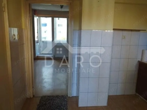 Garsoniera 34 mp, zona Dambu Pietros - imagine 2