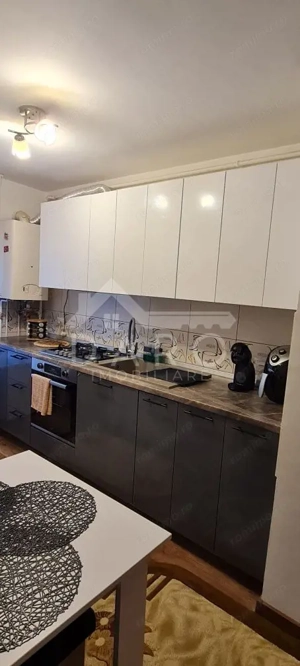  Apartament de vânzare – 2 camere | Zona Tudor - imagine 2